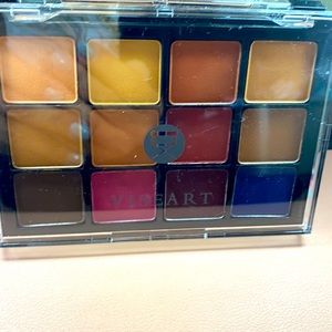 VISEART professional makeup palette 12-piece